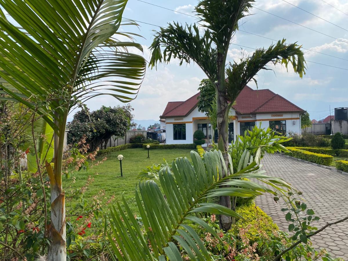 Virunga Homestays Ruhengeri ภายนอก รูปภาพ
