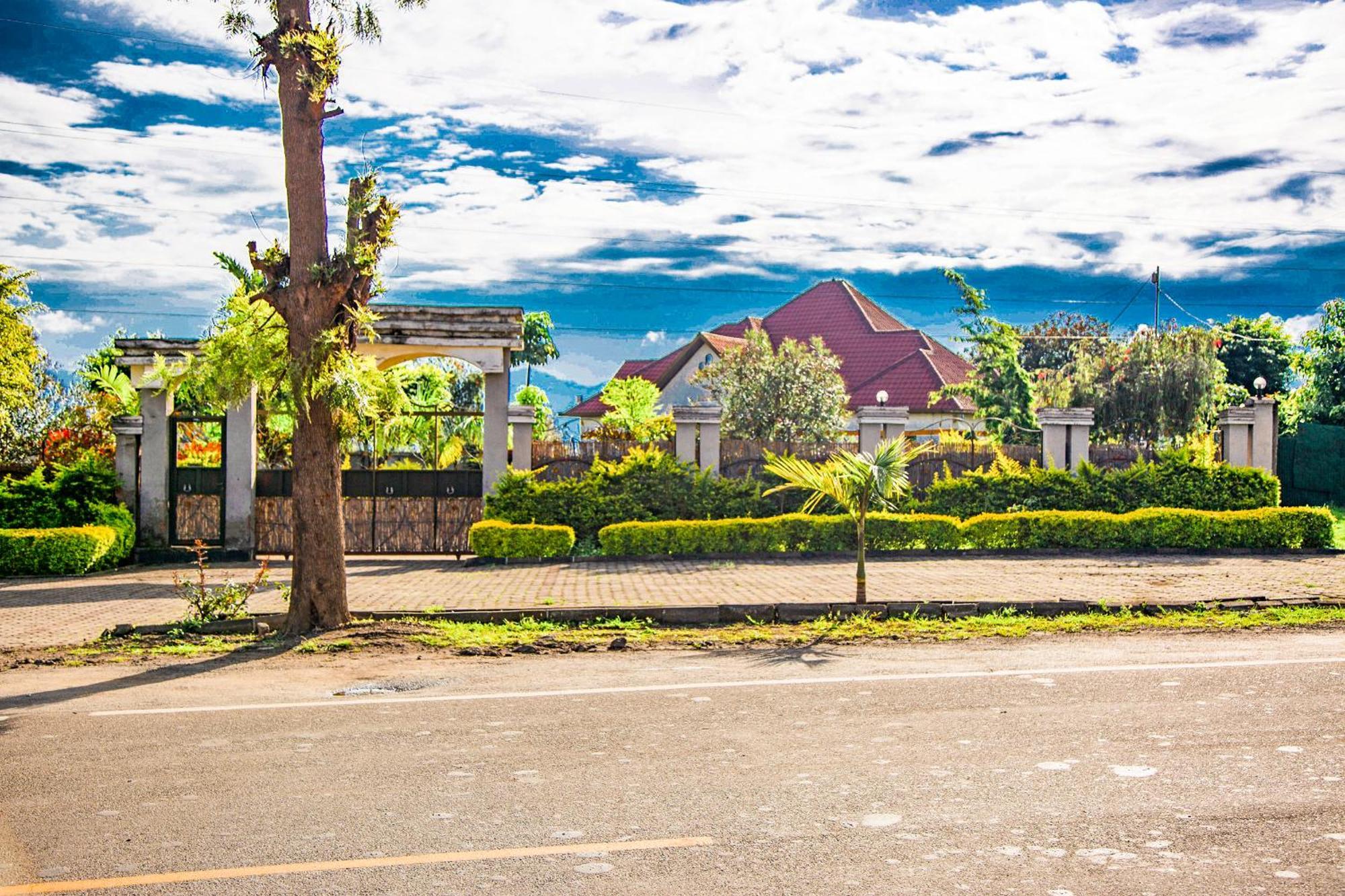Virunga Homestays Ruhengeri ภายนอก รูปภาพ